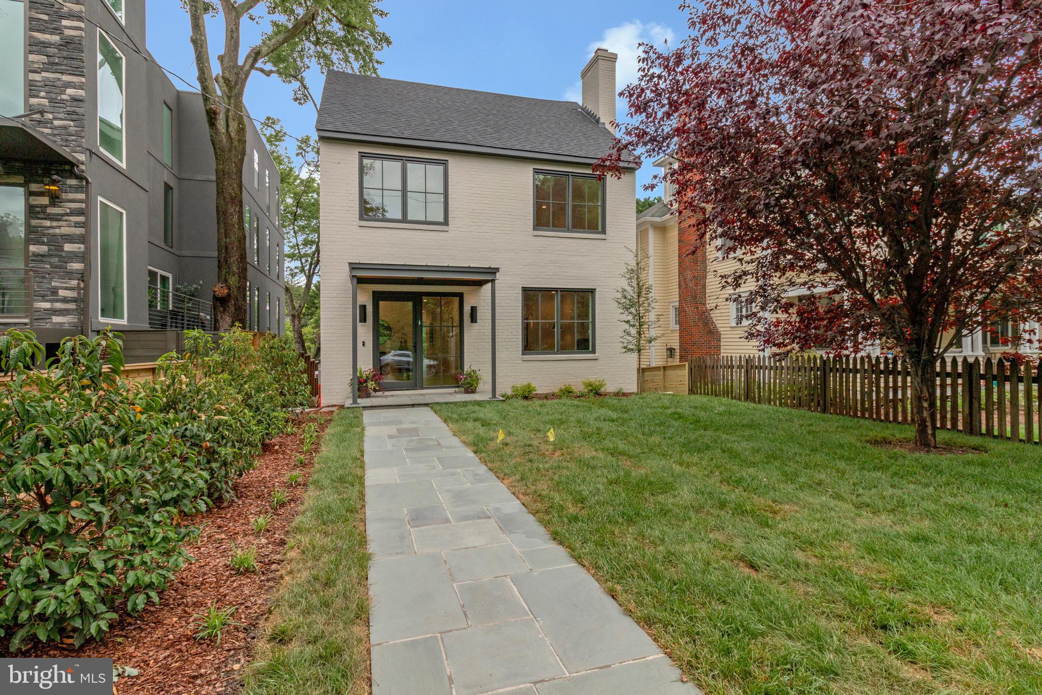 CHEVY CHASE - Residential