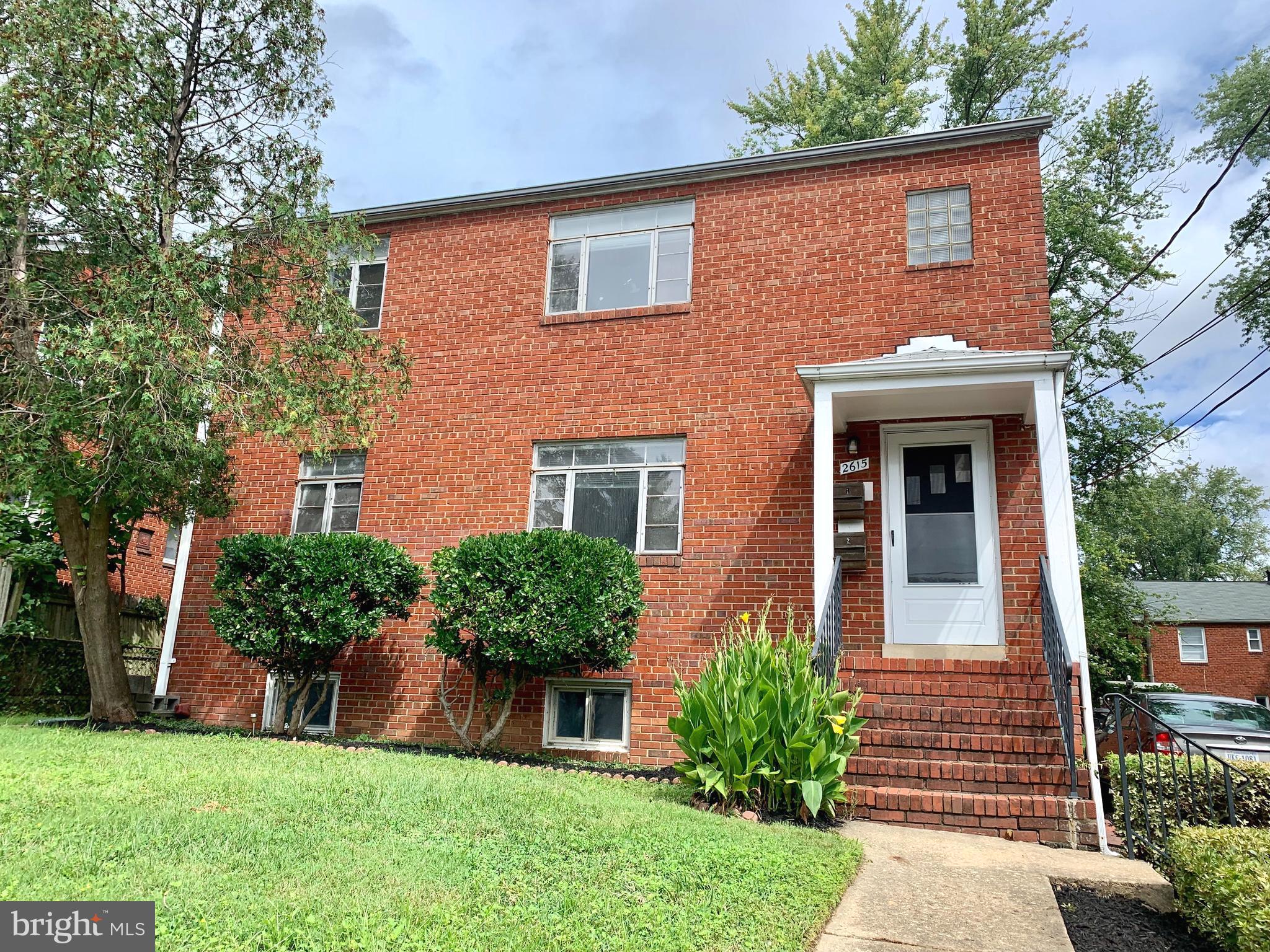 ARLINGTON HILLS - Residential Income