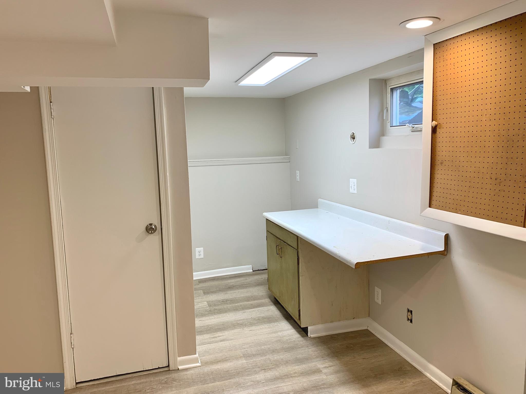ARLINGTON HILLS - Residential Income