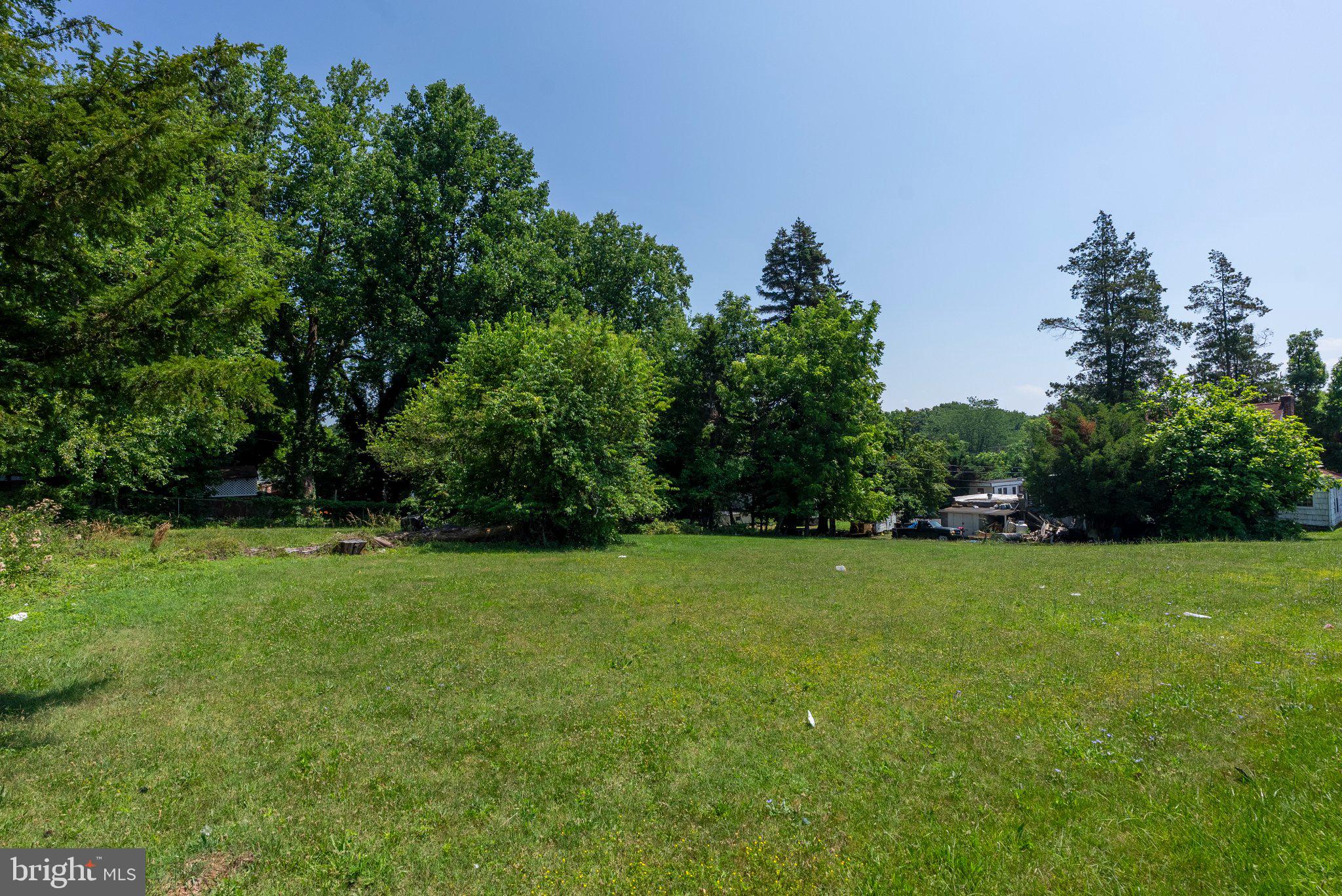 HAYWOOD HEIGHTS - Residential