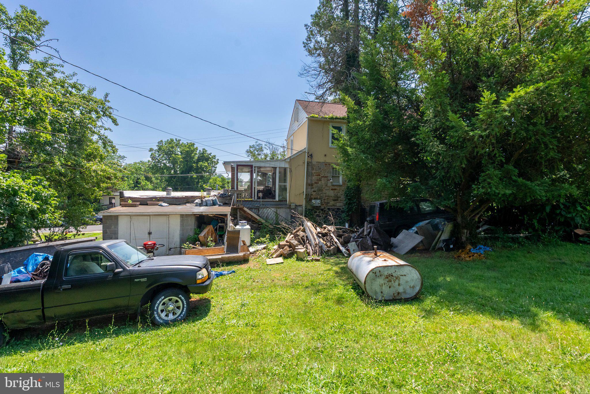 HAYWOOD HEIGHTS - Residential