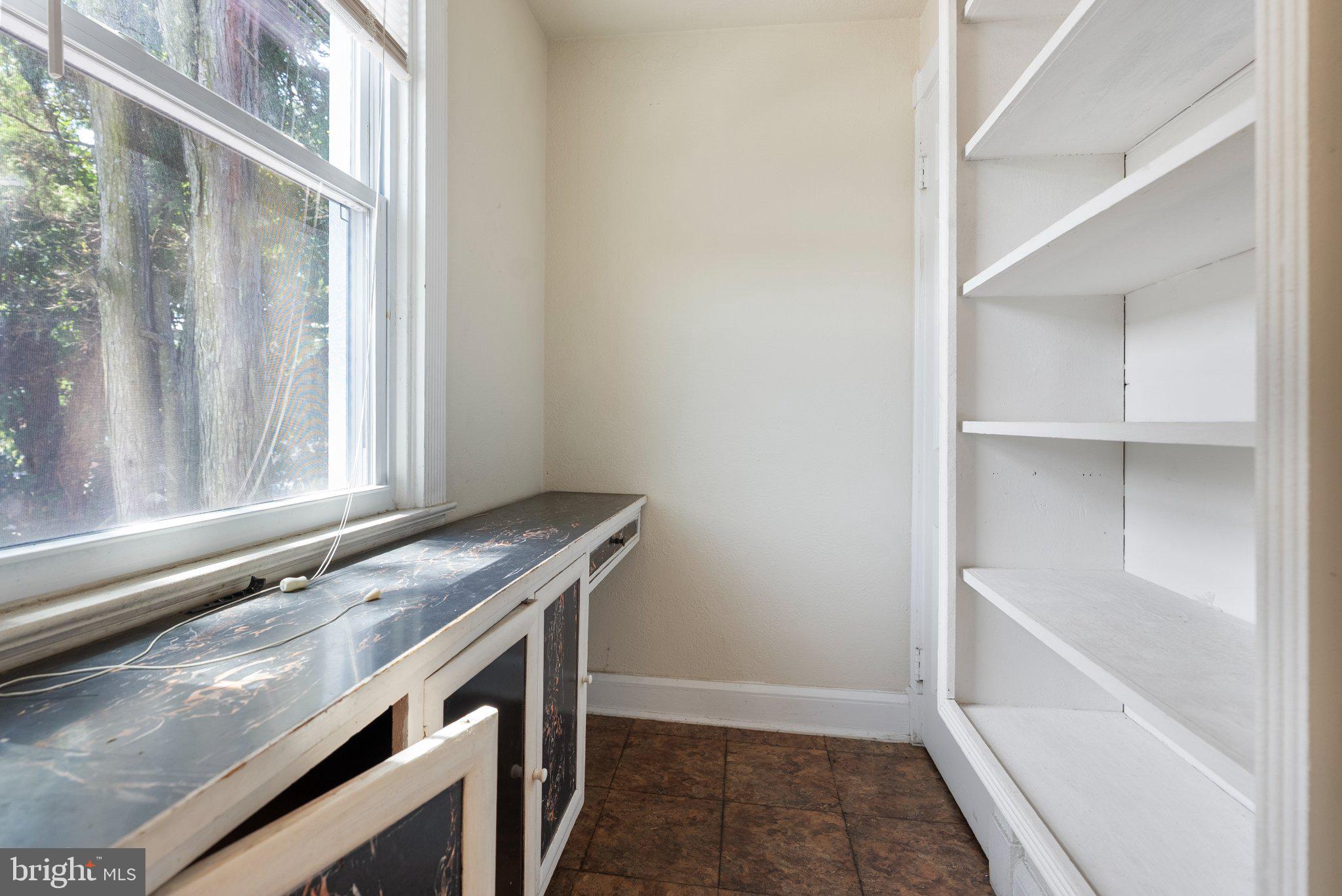HAYWOOD HEIGHTS - Residential
