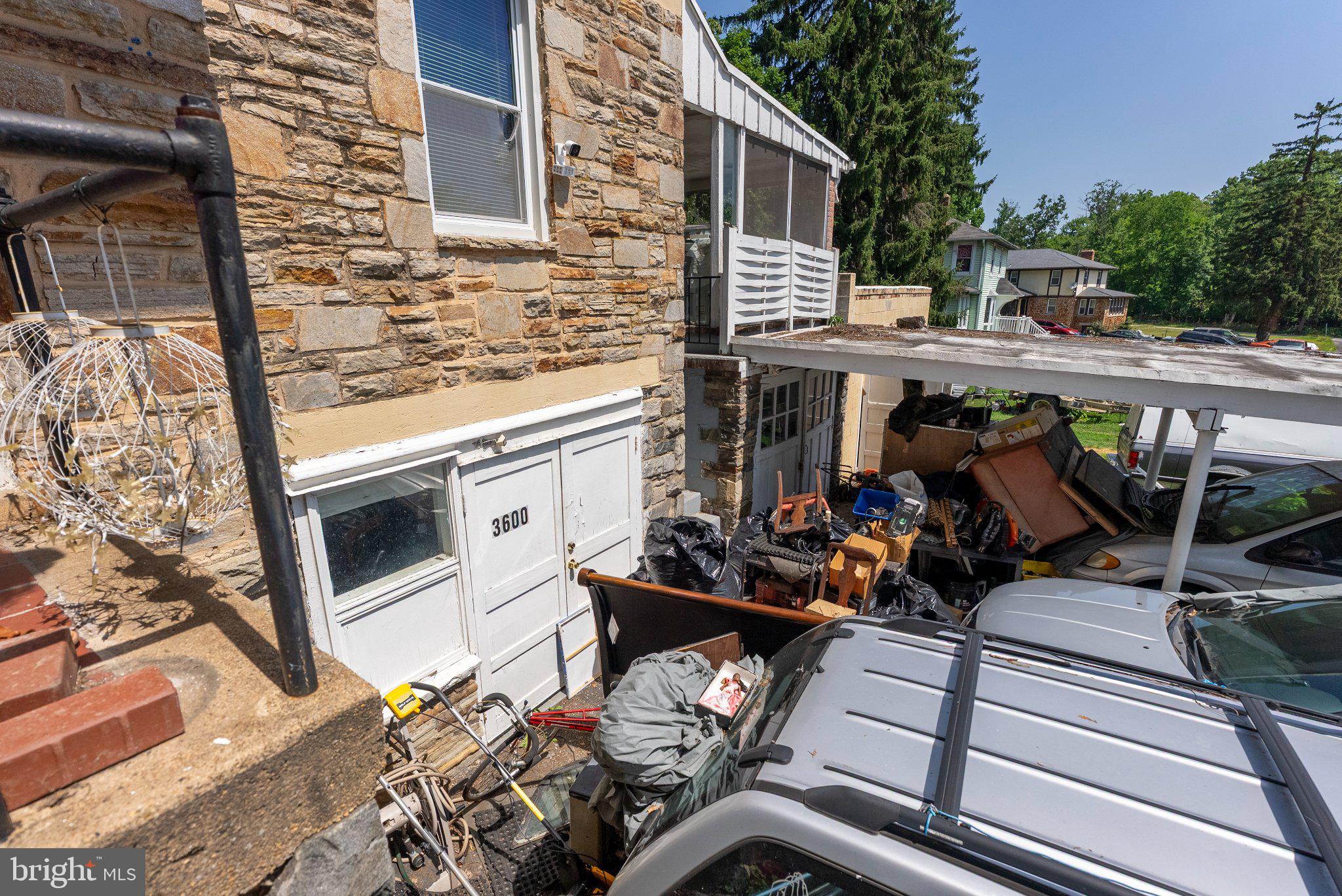 HAYWOOD HEIGHTS - Residential