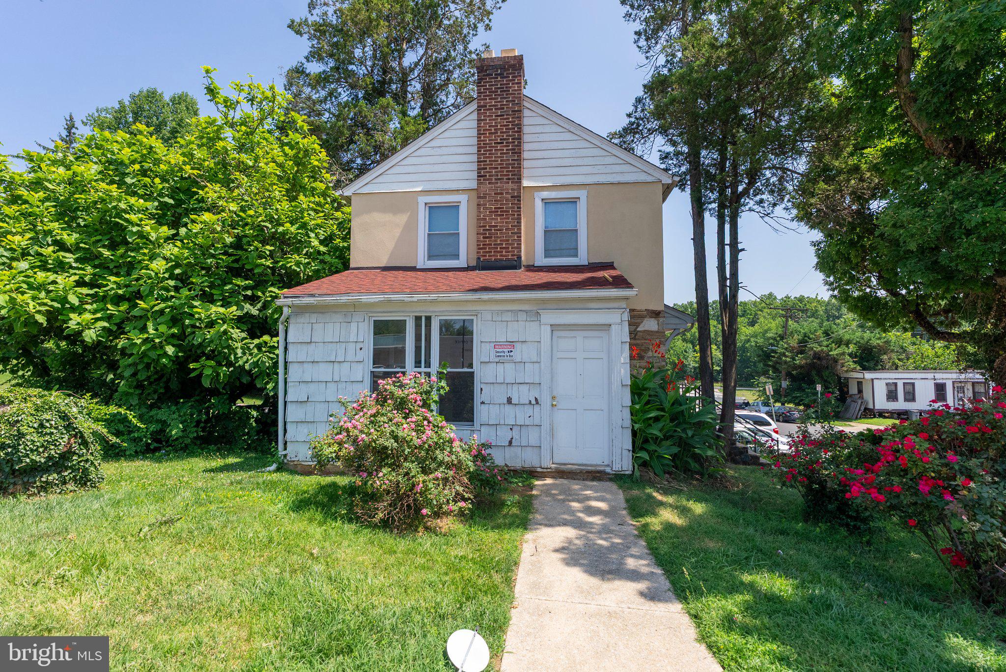 HAYWOOD HEIGHTS - Residential