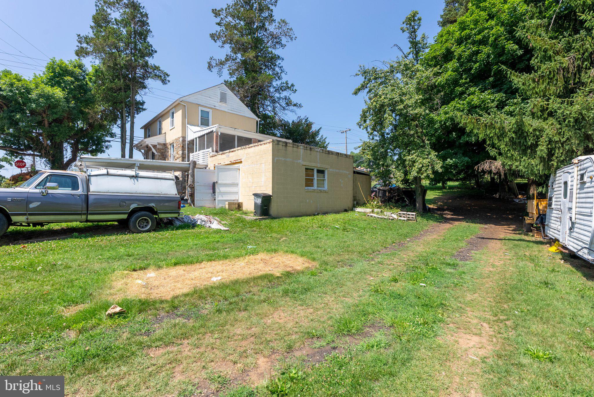 HAYWOOD HEIGHTS - Residential