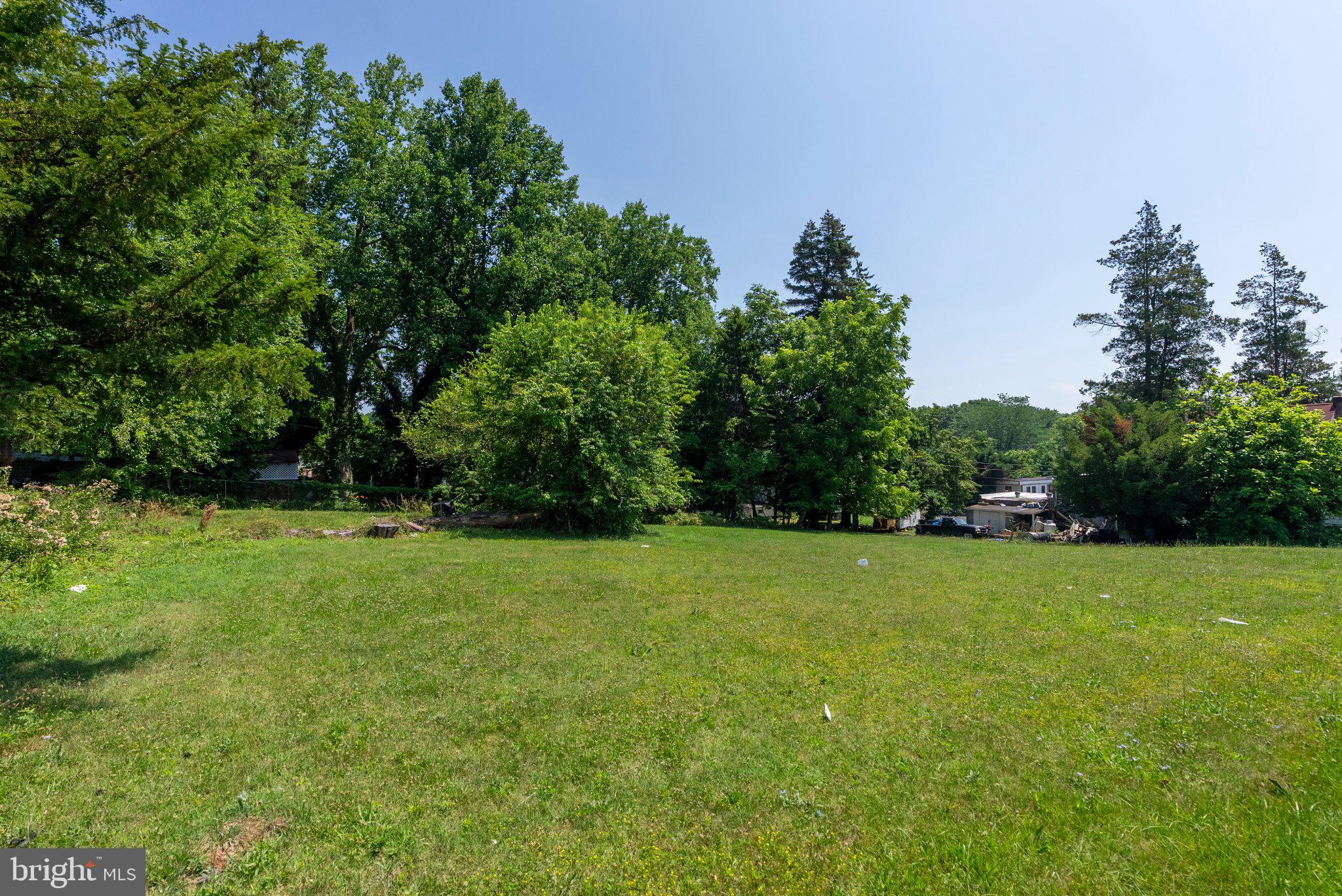 HAYWOOD HEIGHTS - Residential
