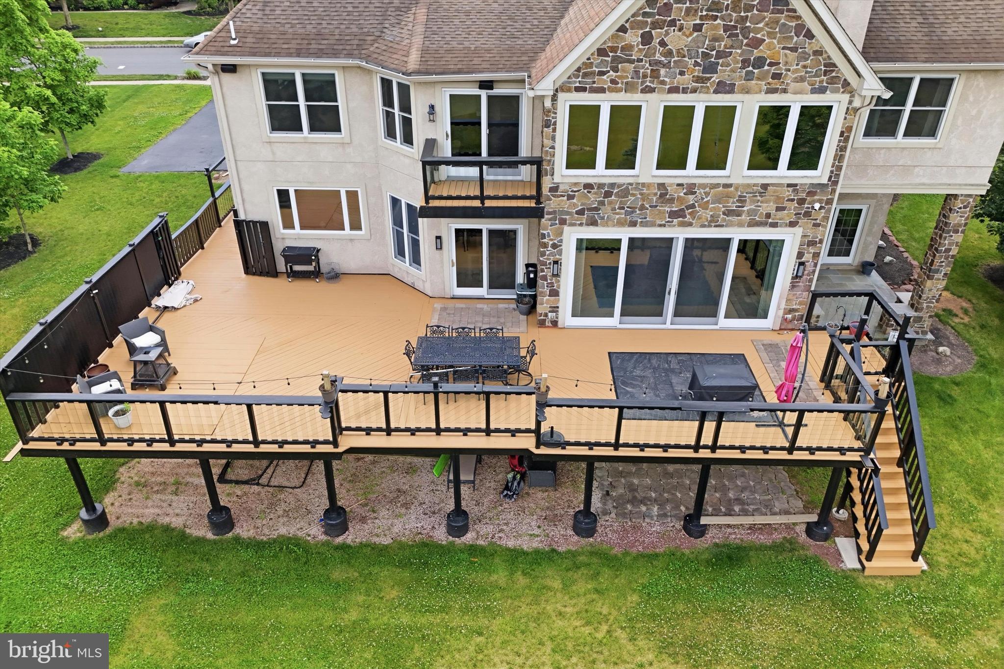 LEDERACH GOLF FAIRWY - Residential