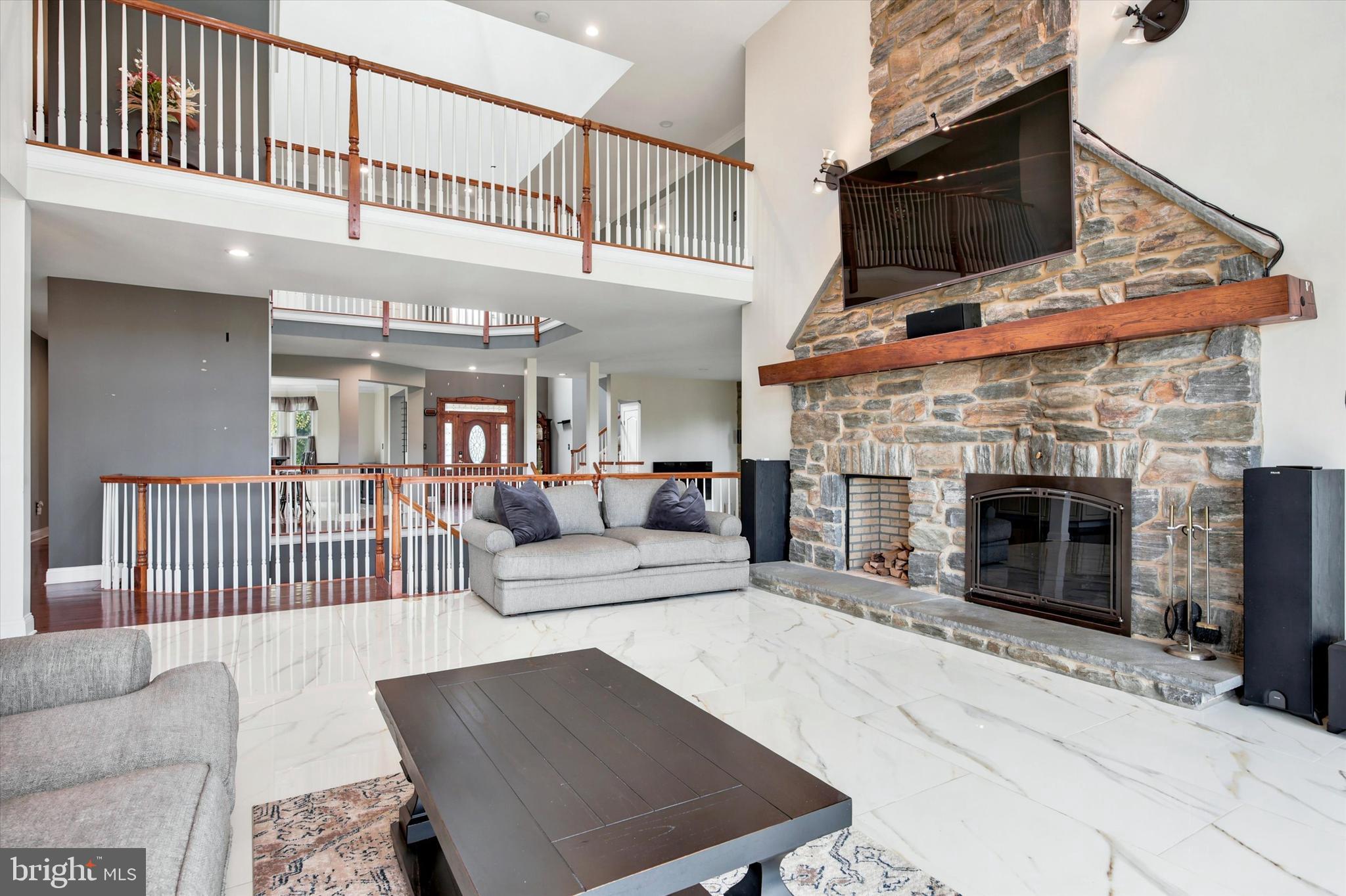 LEDERACH GOLF FAIRWY - Residential