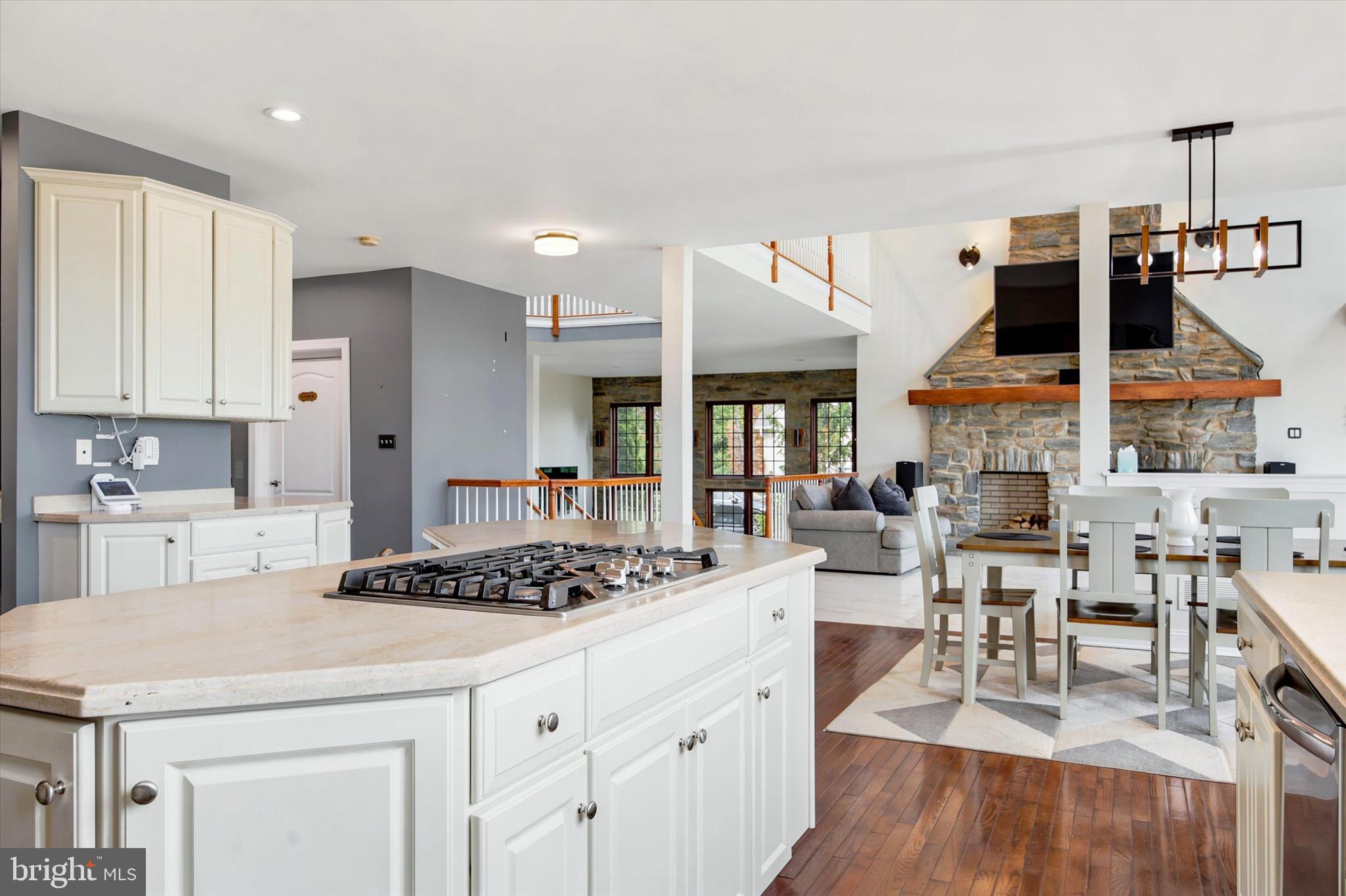 LEDERACH GOLF FAIRWY - Residential
