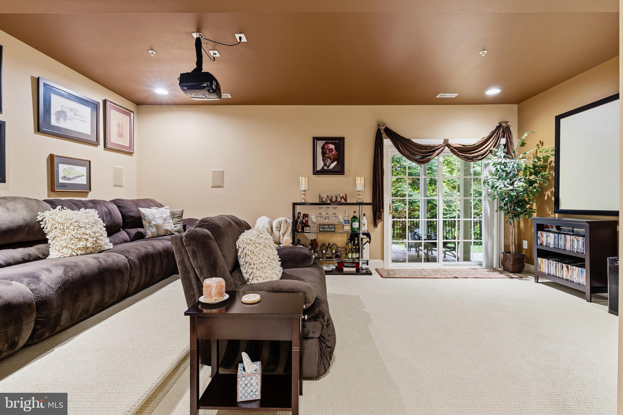 THE ENCLAVE AT ARUNDEL PRESERVE - Residential
