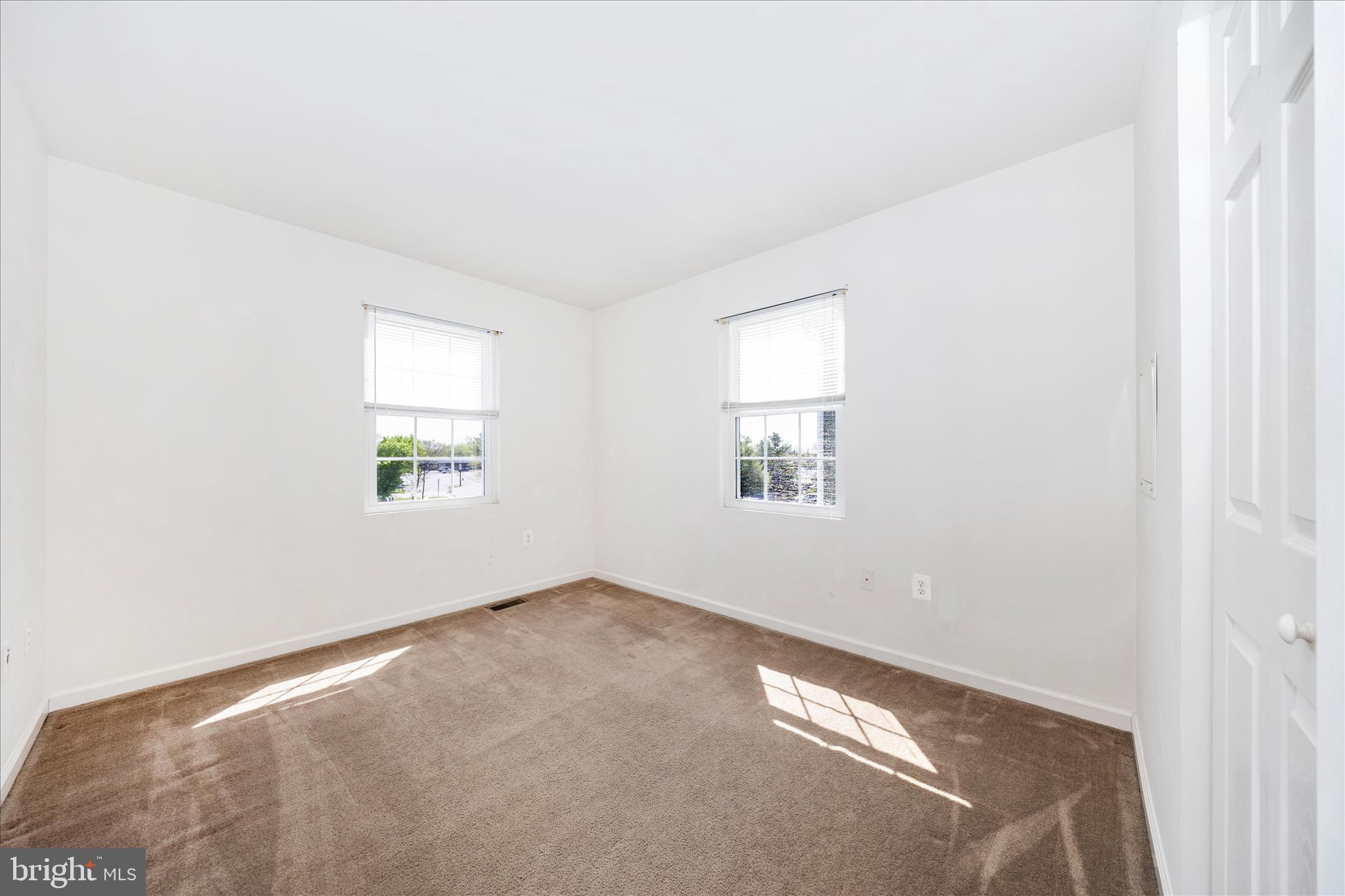 ALTAMONT GARDENS - Residential