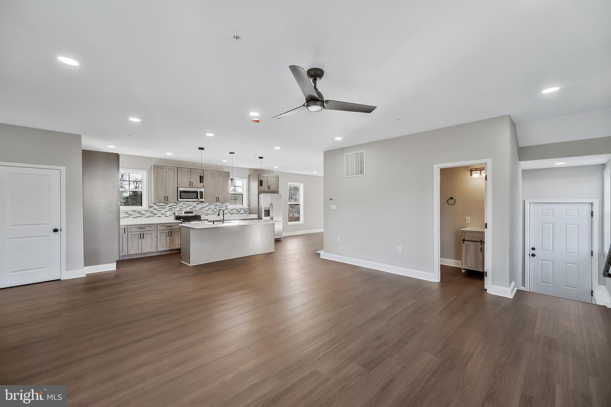 HYNESBORO PARK - Residential
