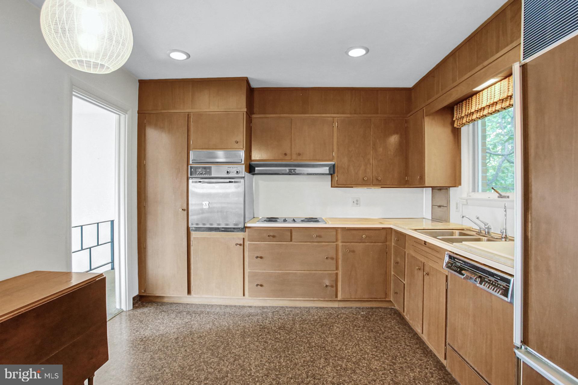 HAMPDEN HEIGHTS - Residential