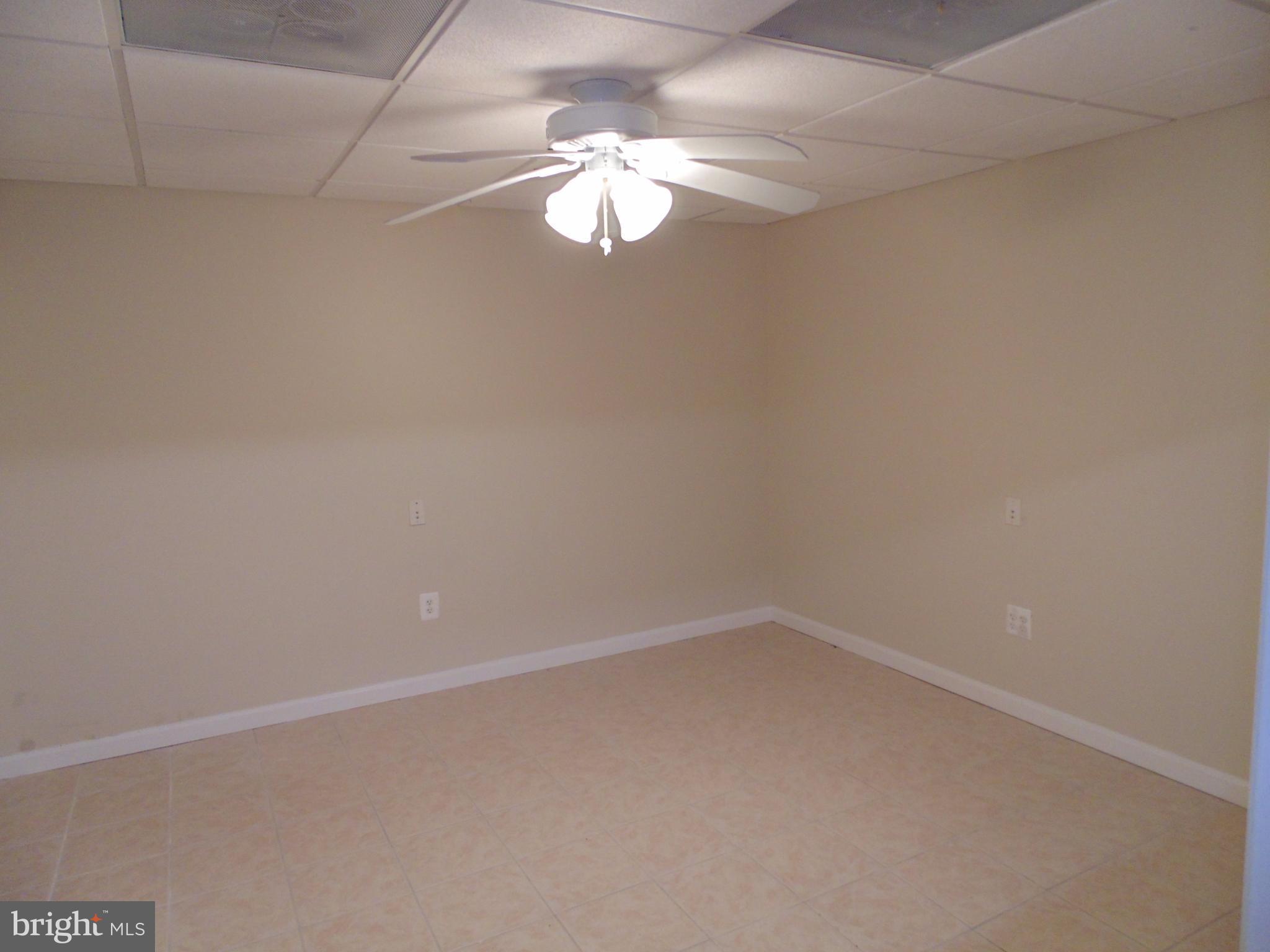 CASTINE - Residential Lease