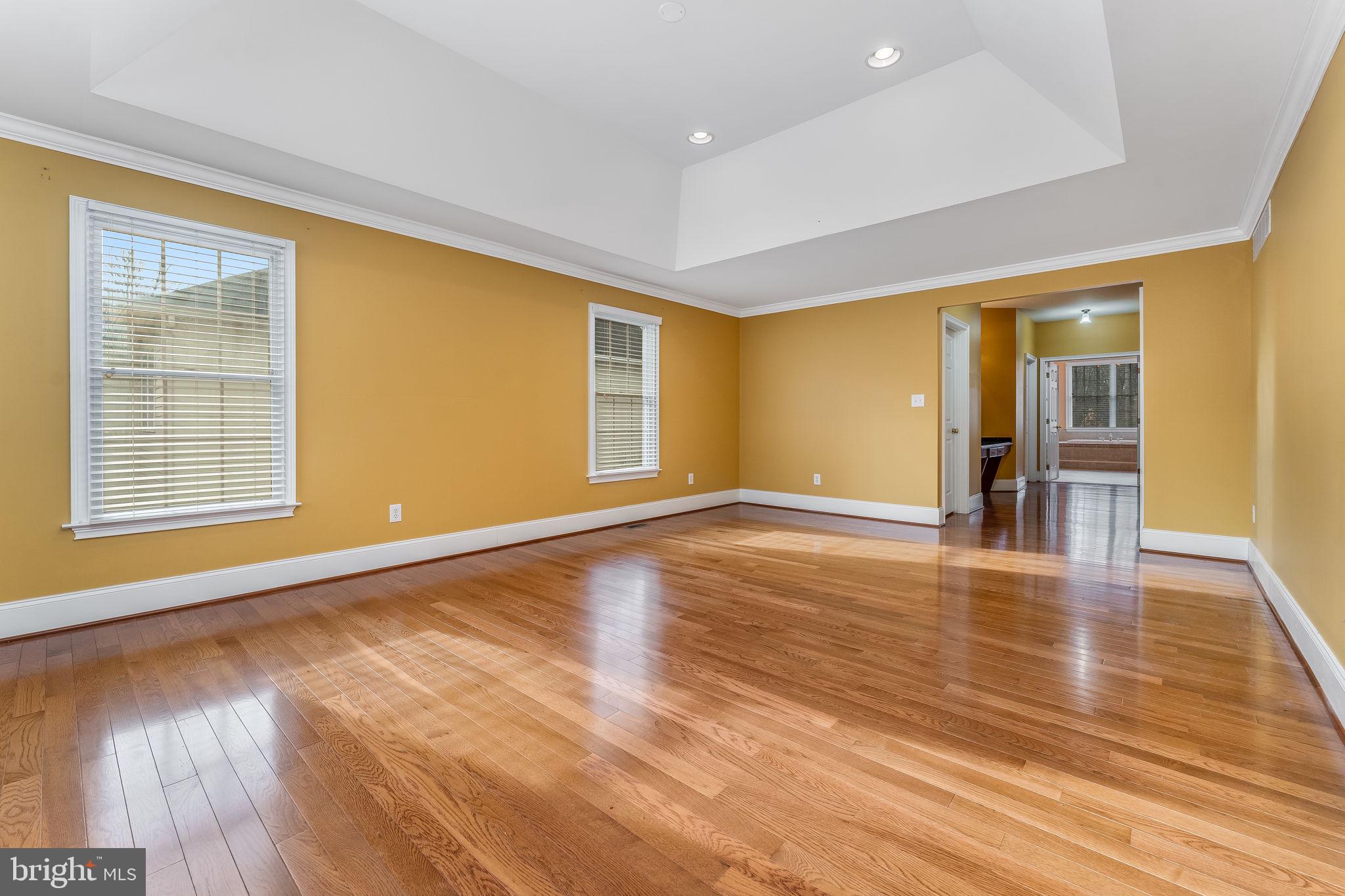 UPPER MOUNTAIN ESTS - Residential