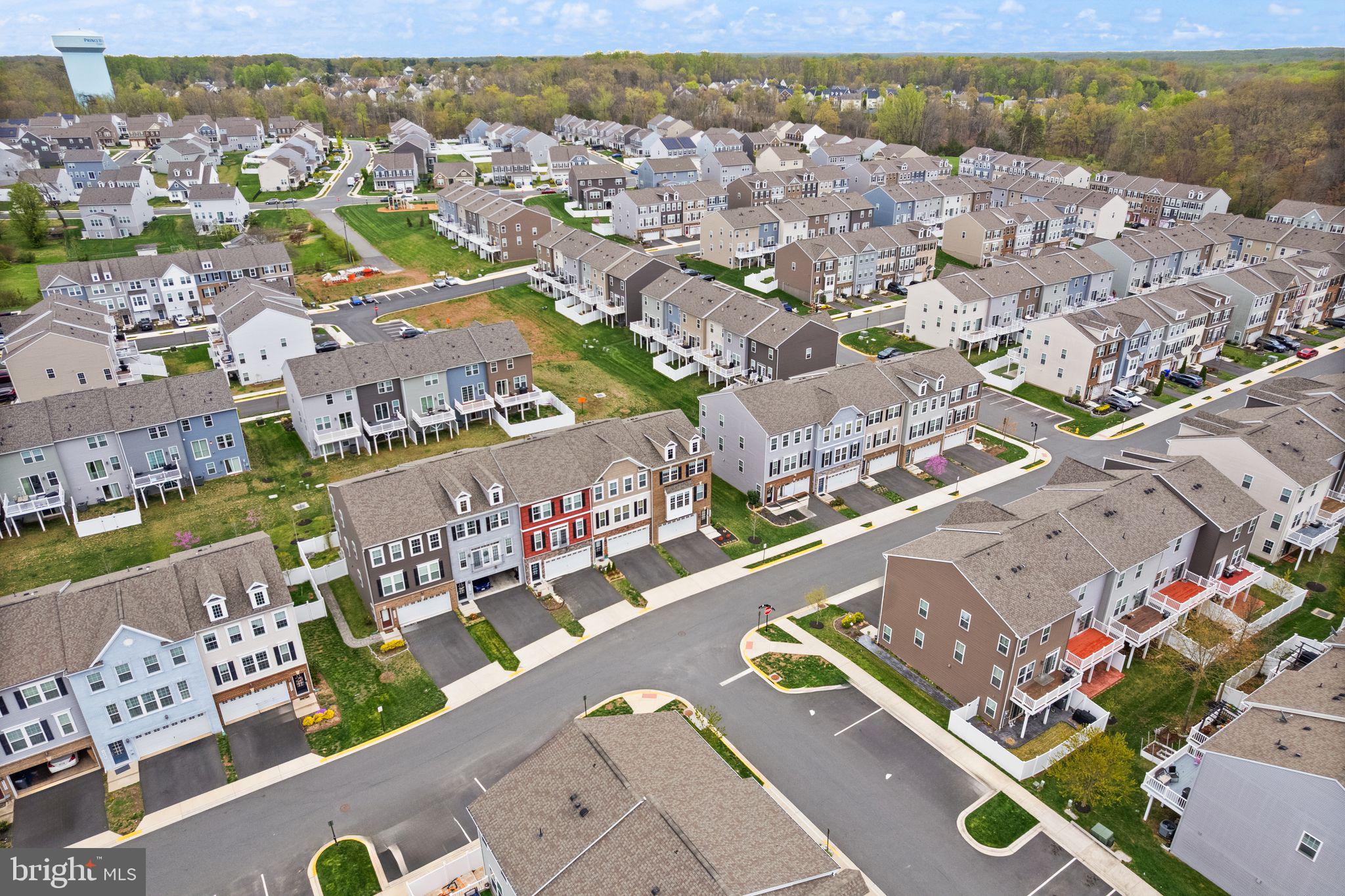 BRADLEY SQUARE - Residential