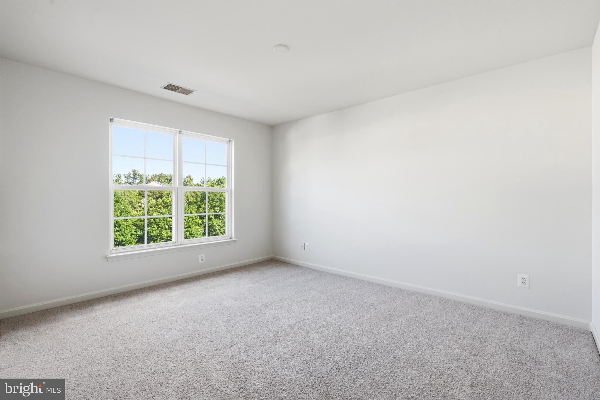 VICTORY LAKES - Residential