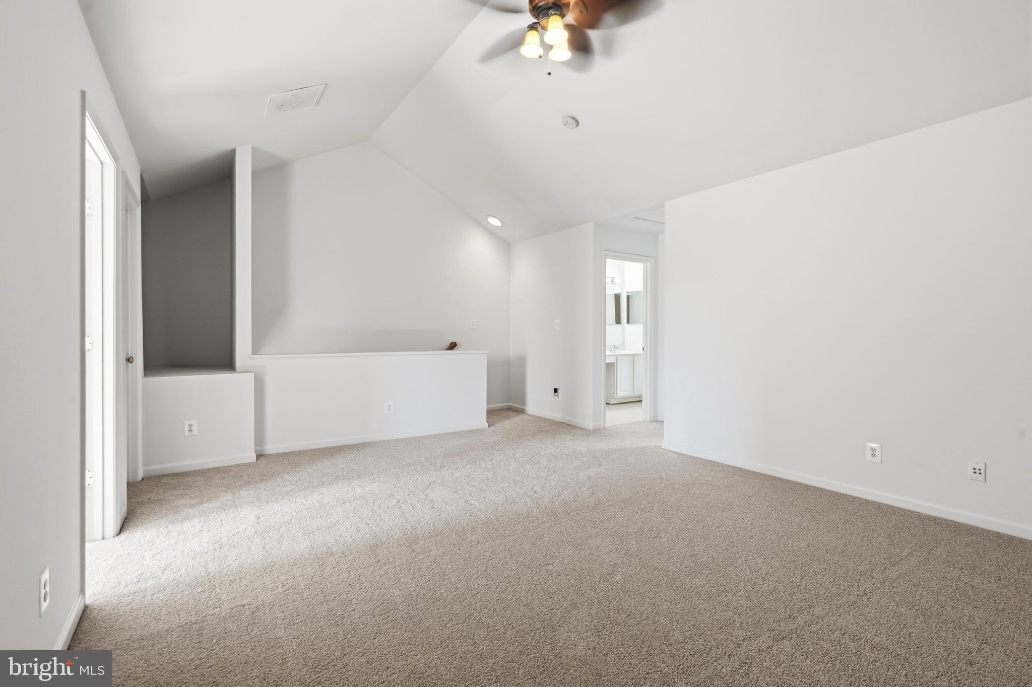 VICTORY LAKES - Residential