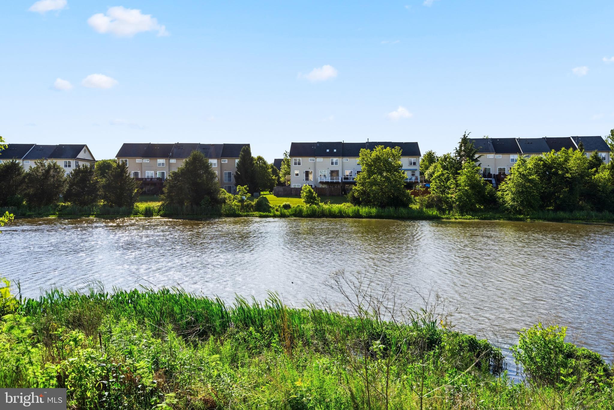 VICTORY LAKES - Residential