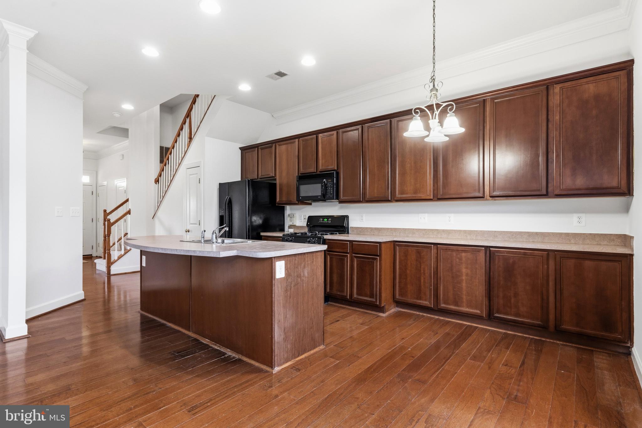 VICTORY LAKES - Residential