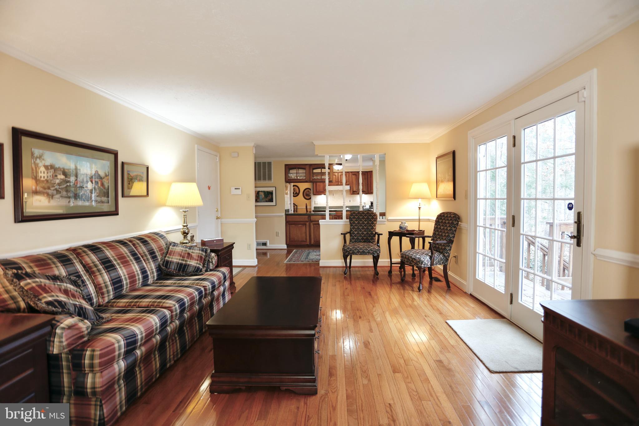 COUNTRY CLUB/LAKE MONTCLAIR - Residential