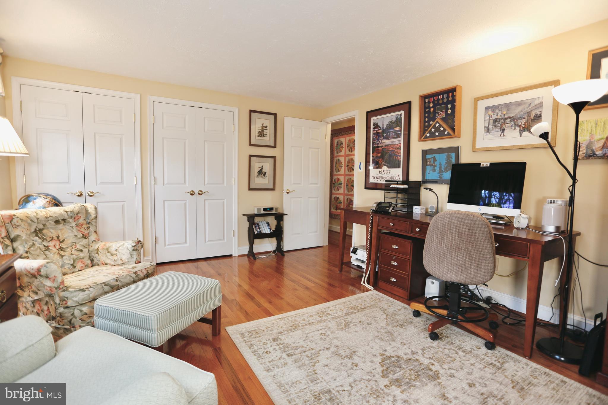 COUNTRY CLUB/LAKE MONTCLAIR - Residential