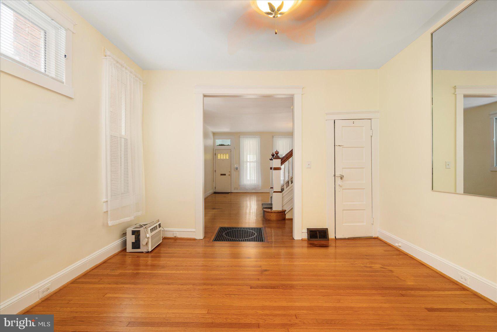 ROSEMONT - Residential