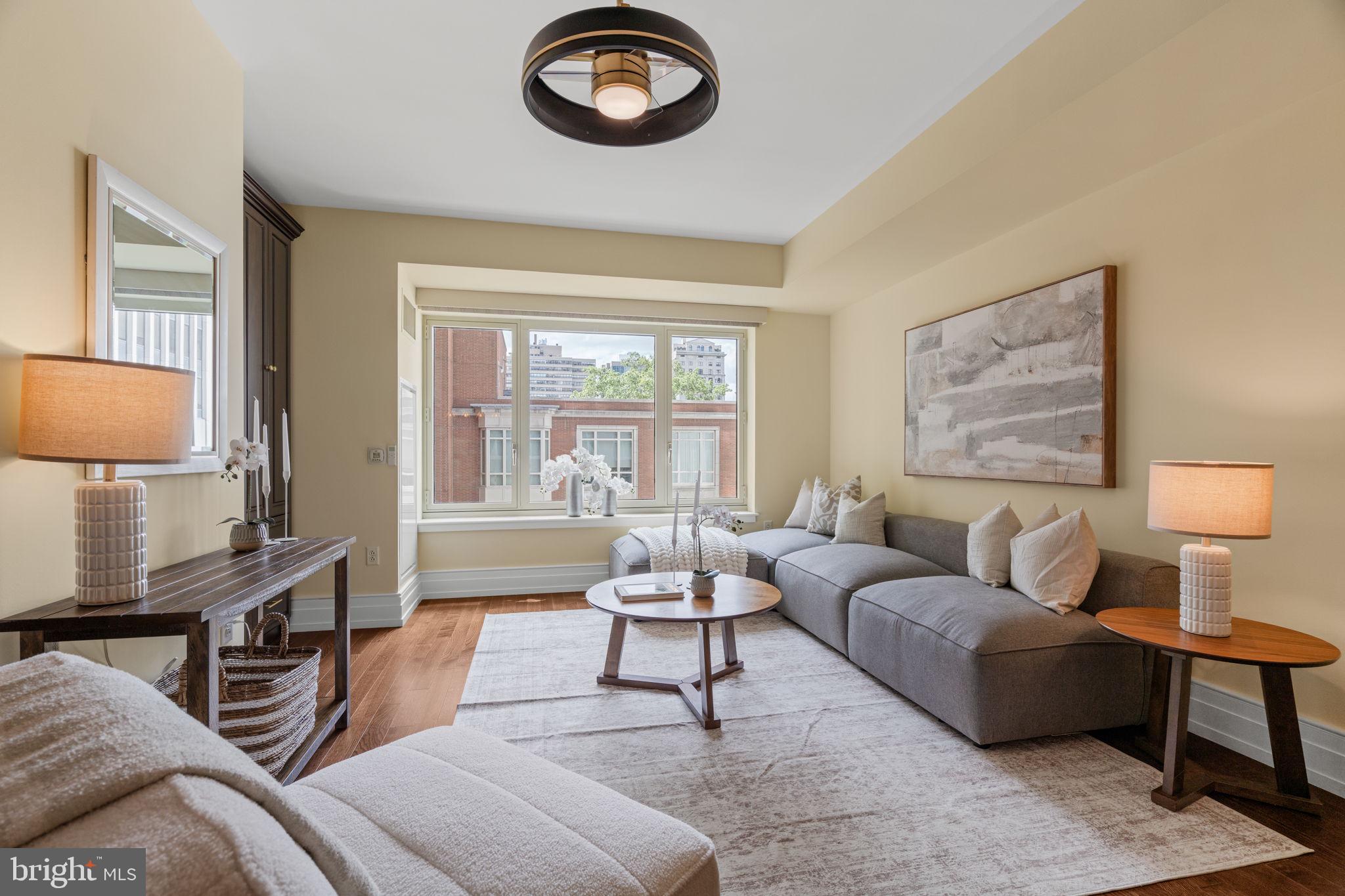 RITTENHOUSE SQUARE - Residential