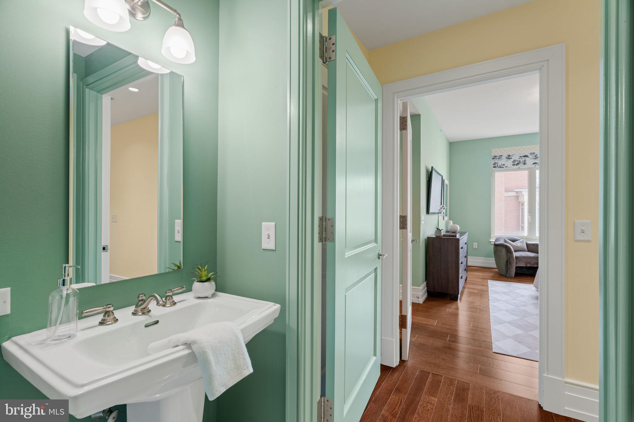 RITTENHOUSE SQUARE - Residential