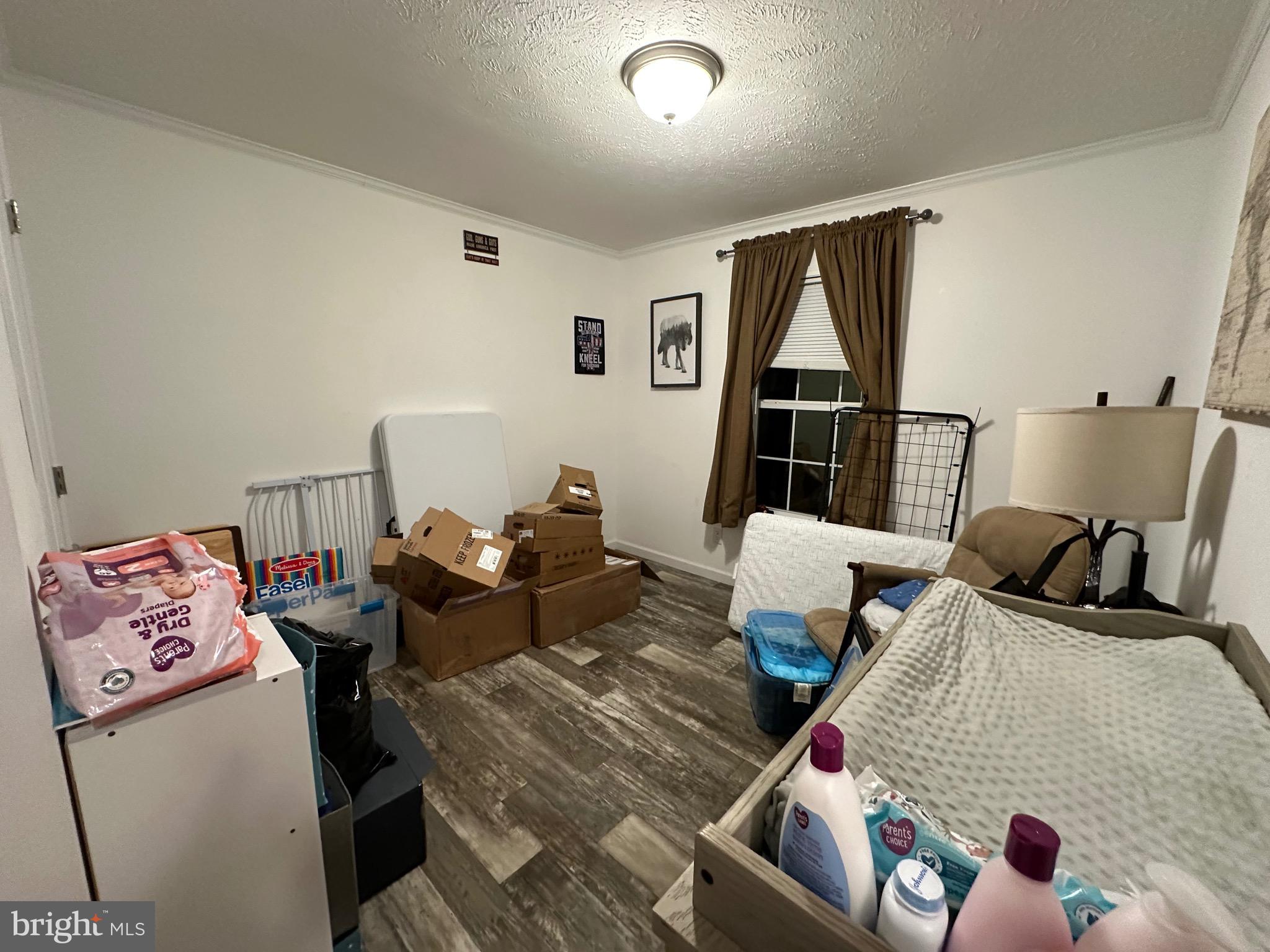 ELK HORN - Residential