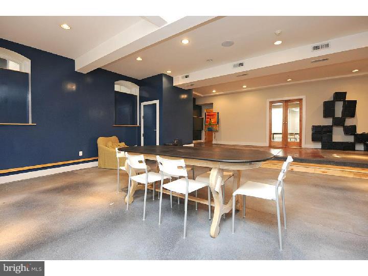 OLD CITY - Commercial Lease