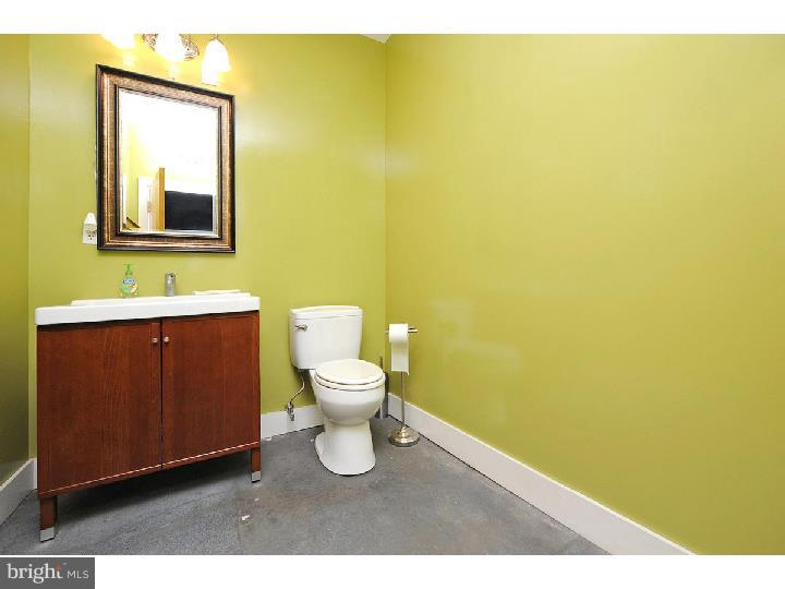 OLD CITY - Commercial Lease