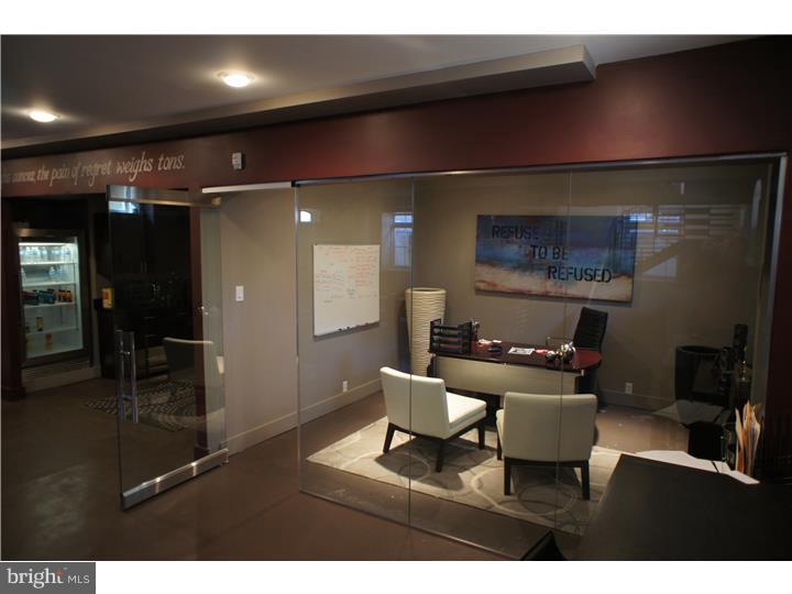 OLD CITY - Commercial Lease