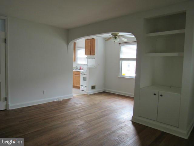 MEADOWBROOK - Residential