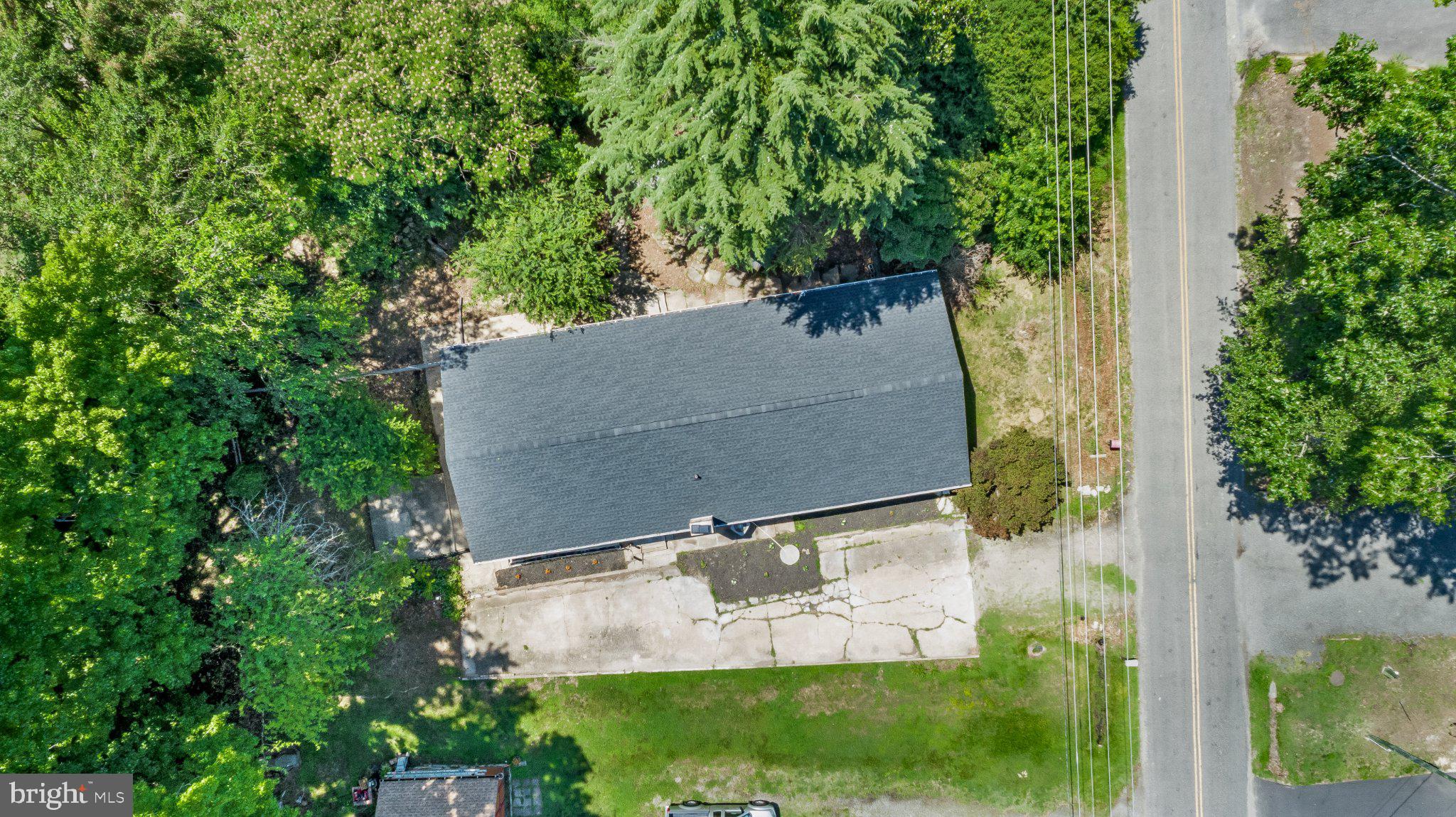 WESTMORELAND SHORES - Residential