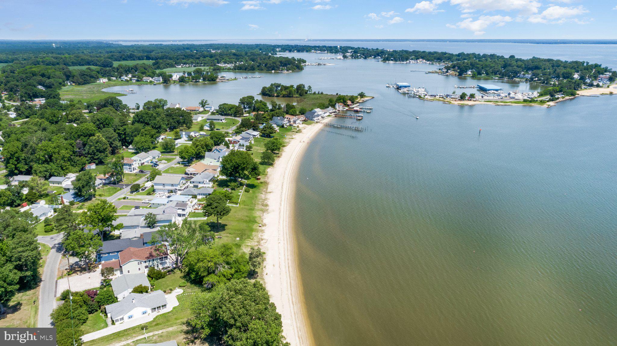 WESTMORELAND SHORES - Residential
