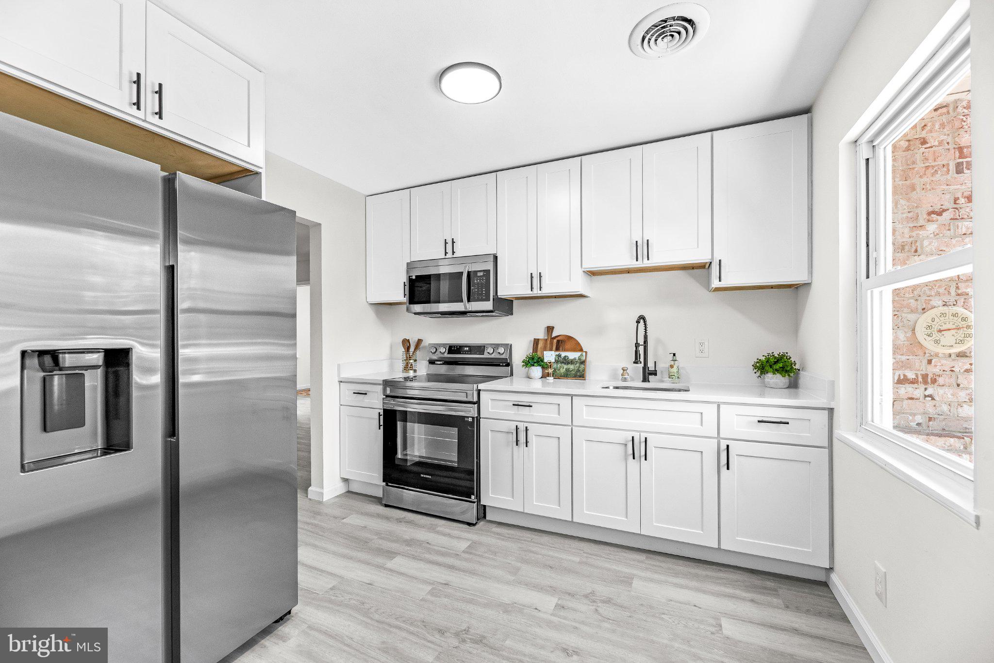 WESTMORELAND SHORES - Residential