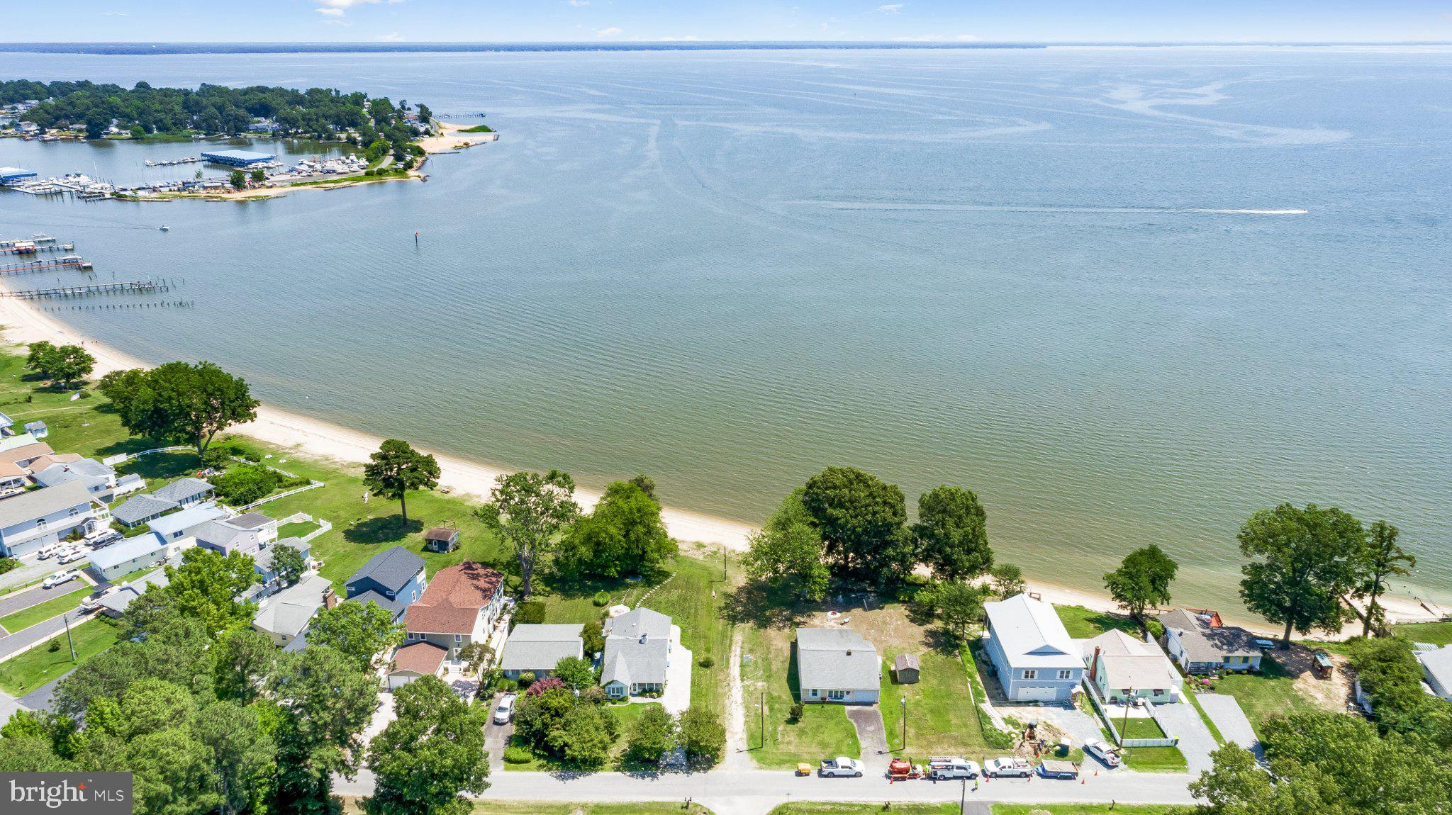 WESTMORELAND SHORES - Residential