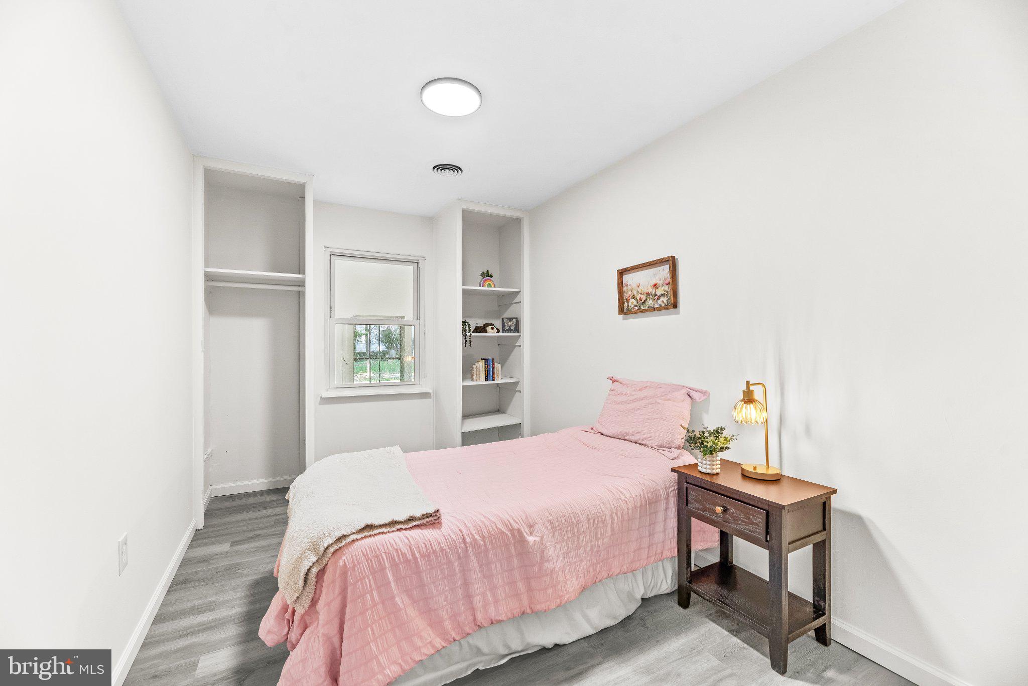 WESTMORELAND SHORES - Residential