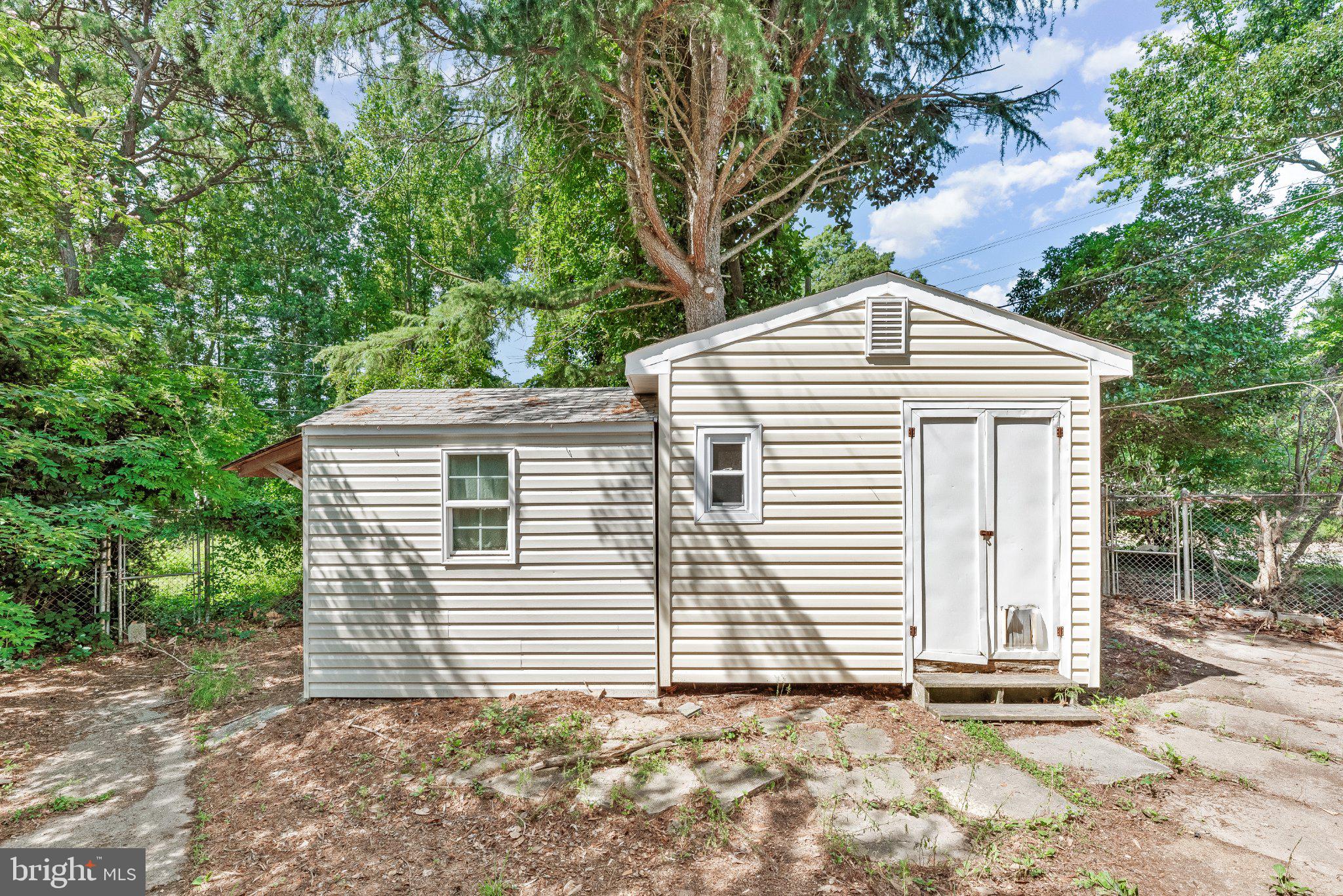 WESTMORELAND SHORES - Residential