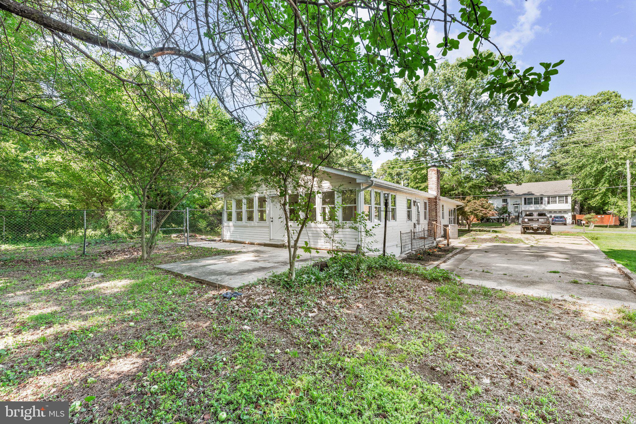 WESTMORELAND SHORES - Residential