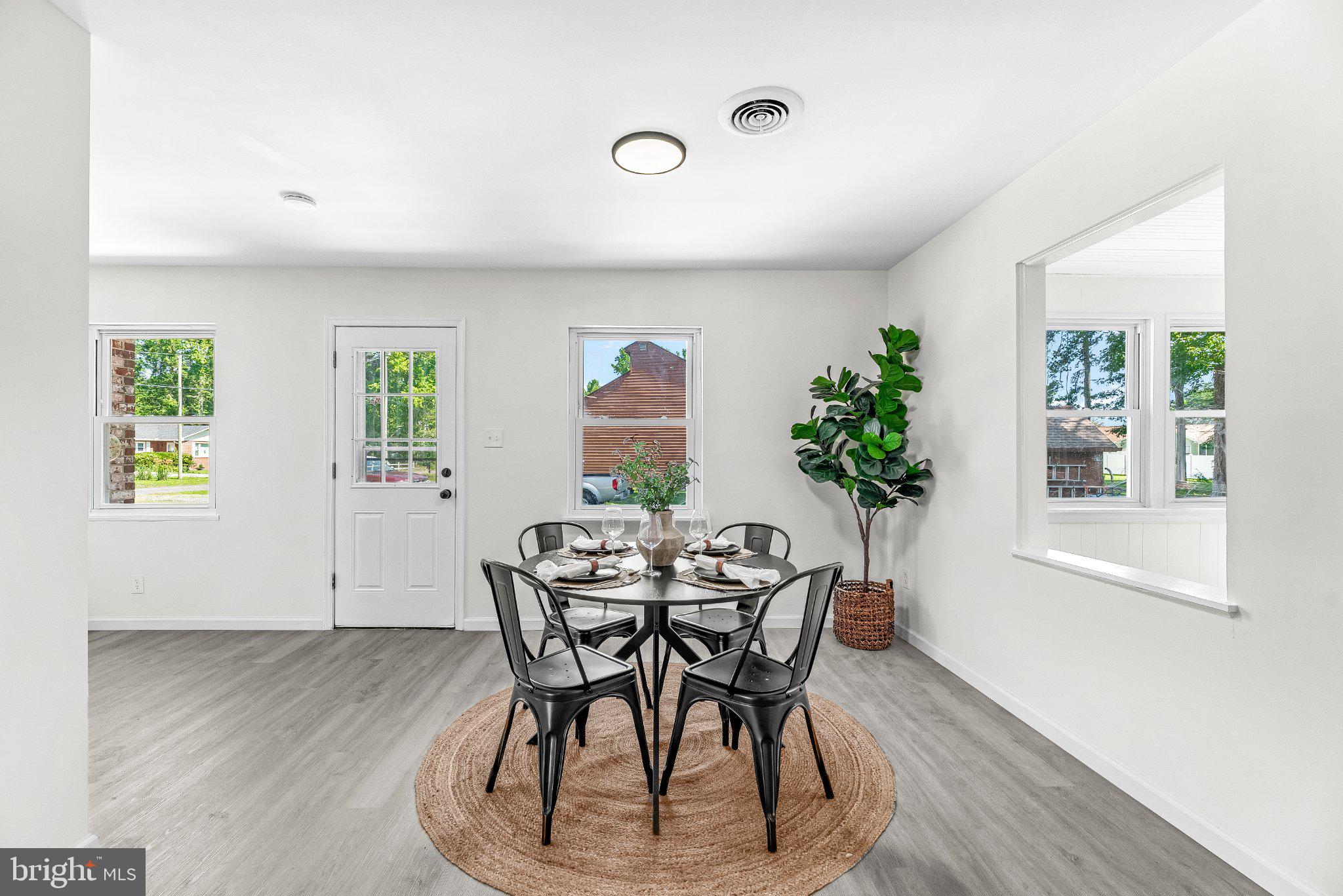 WESTMORELAND SHORES - Residential