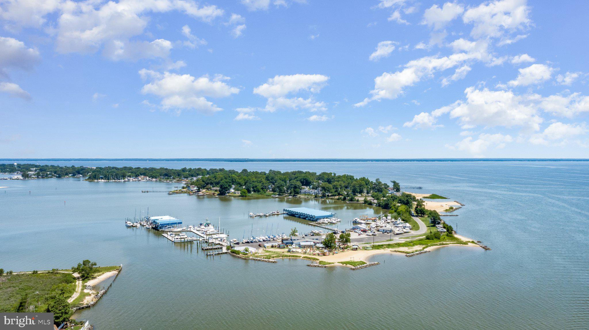 WESTMORELAND SHORES - Residential