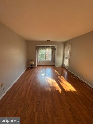 RIVERCHASE - Residential