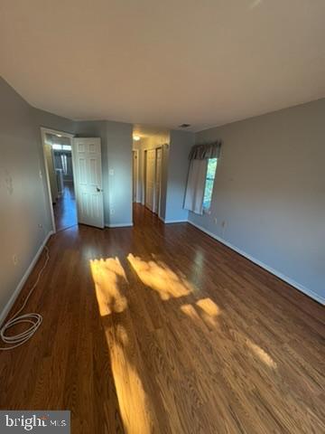RIVERCHASE - Residential