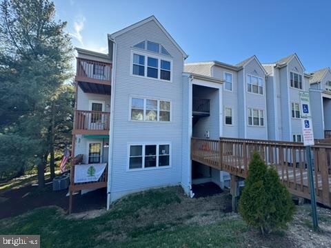 RIVERCHASE - Residential