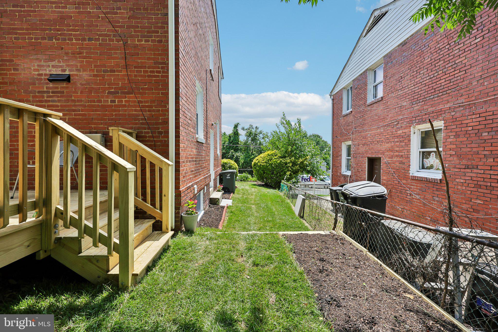 FORT BARNARD HEIGHTS - Residential
