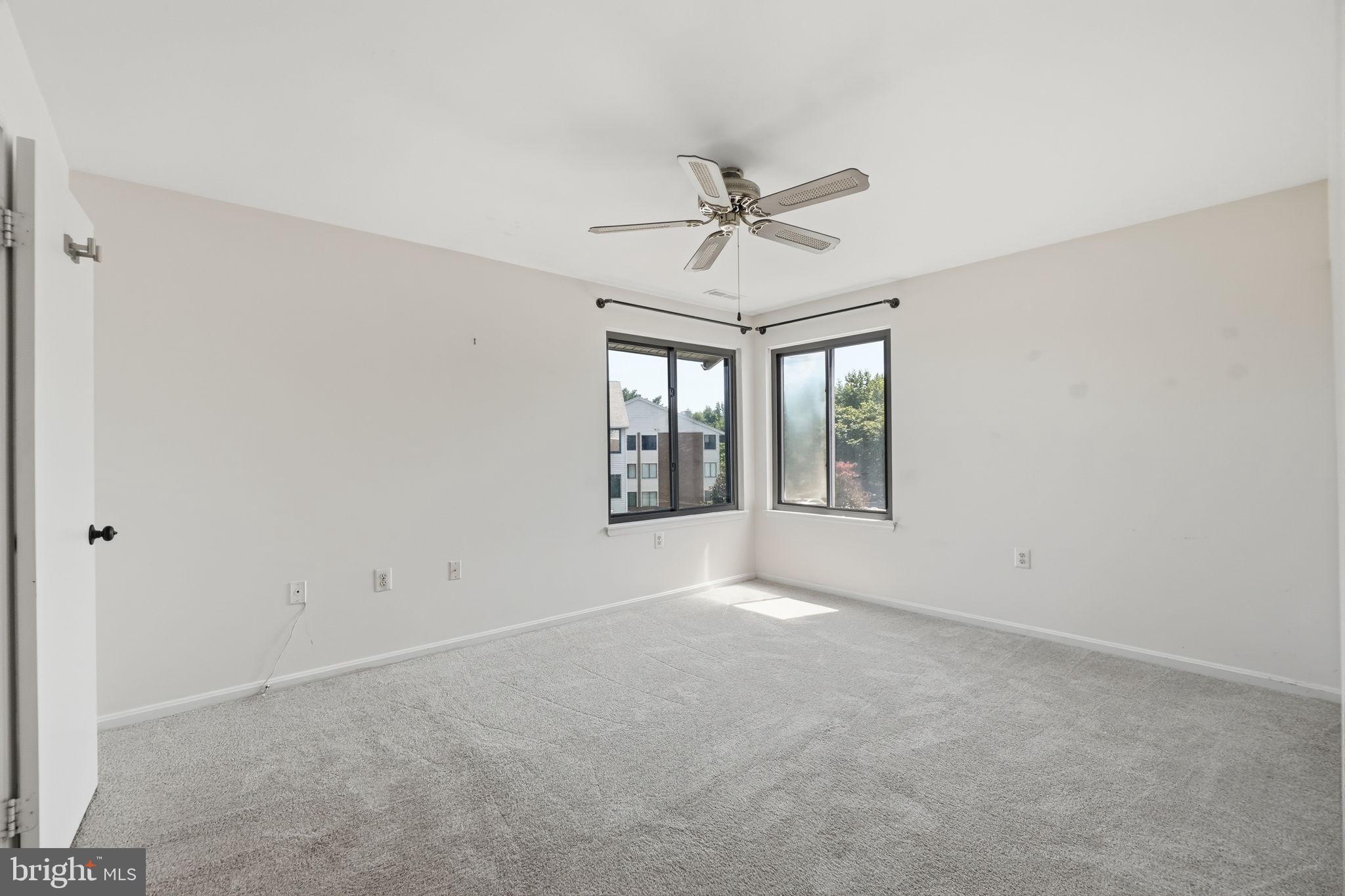 CASTLE HARBOUR CONDO - Residential