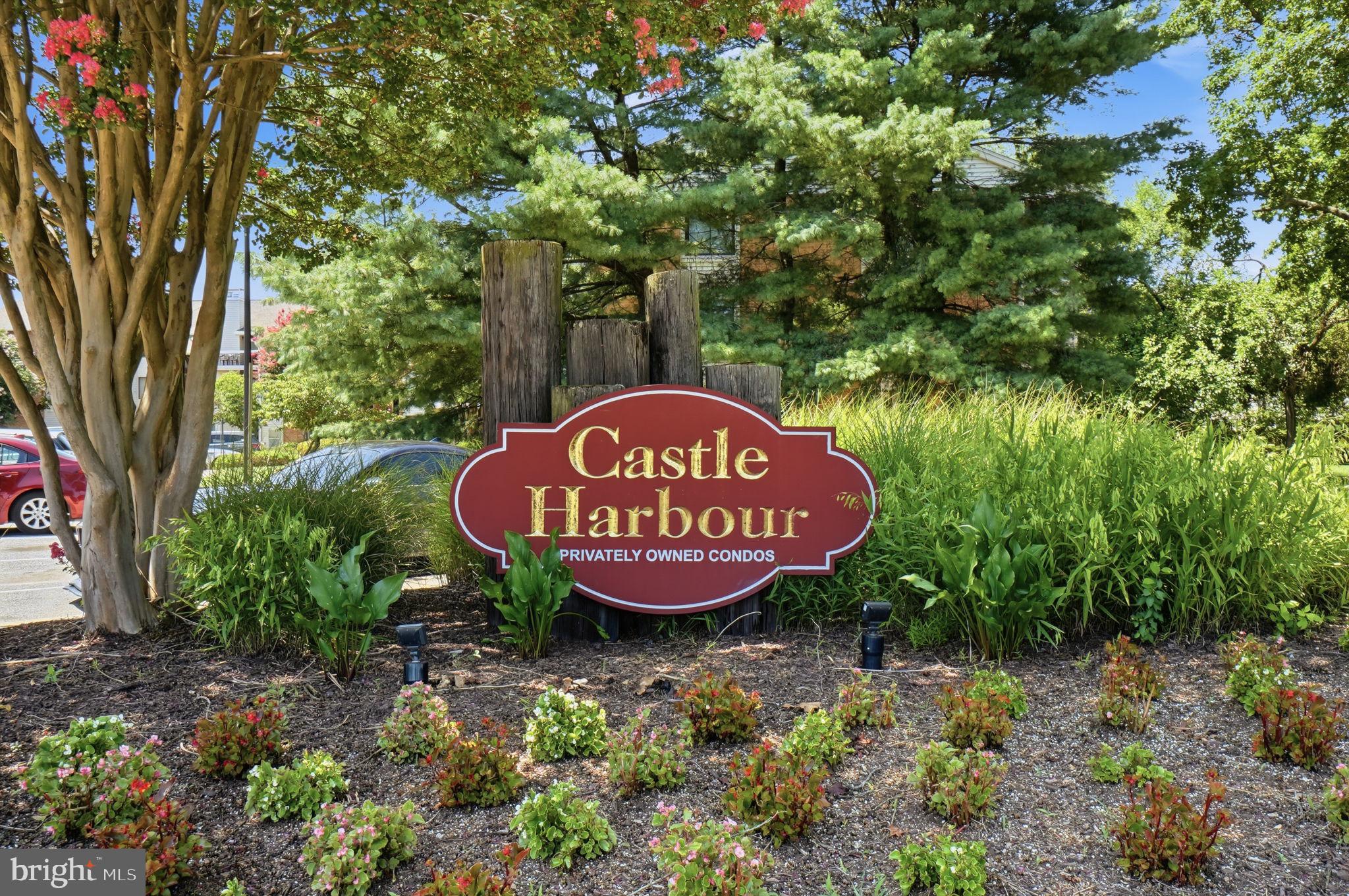 CASTLE HARBOUR CONDO - Residential