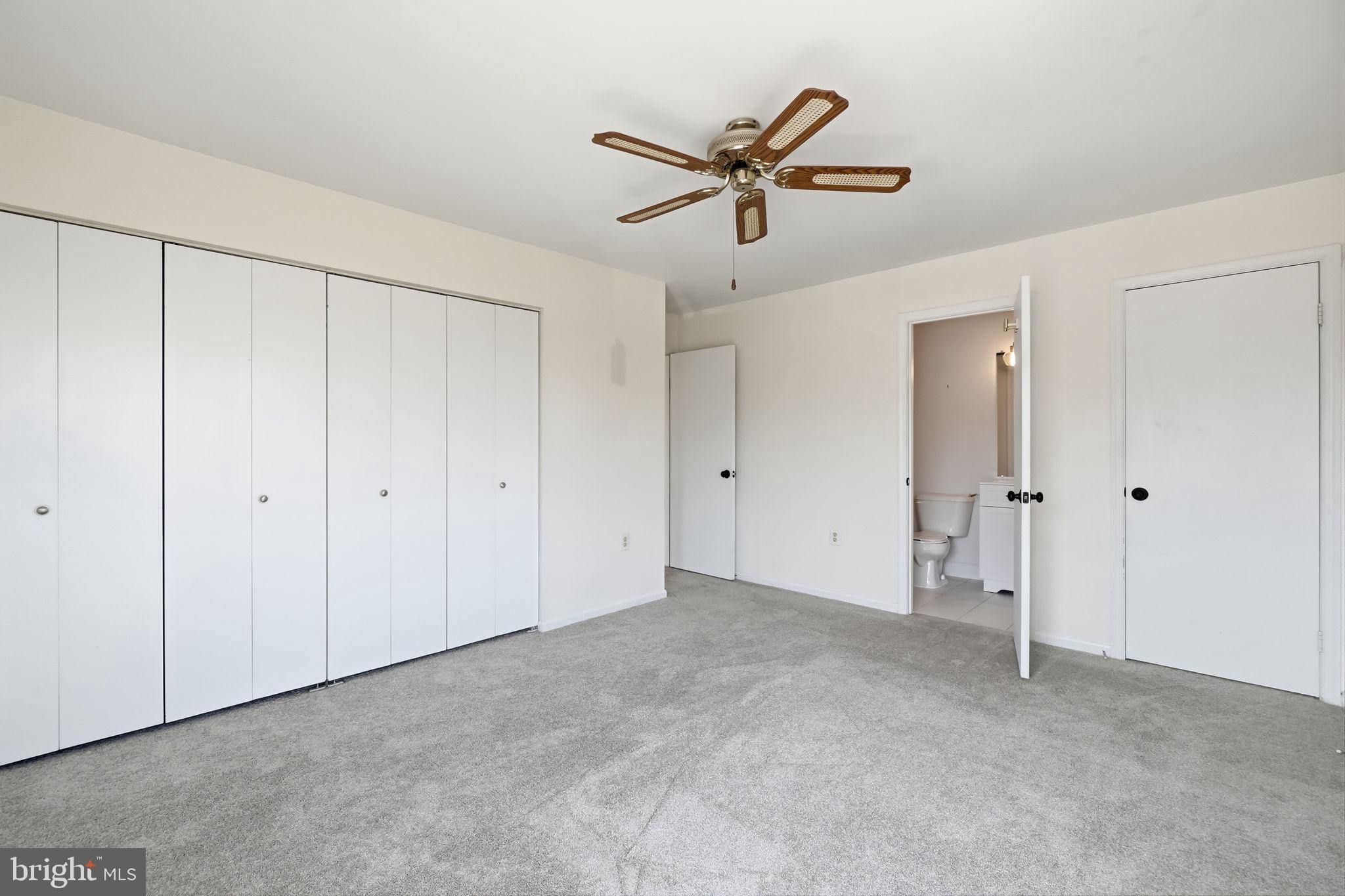 CASTLE HARBOUR CONDO - Residential